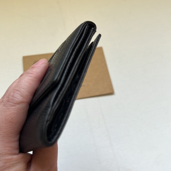 Chanel Compact Wallet - Picture 4 of 8